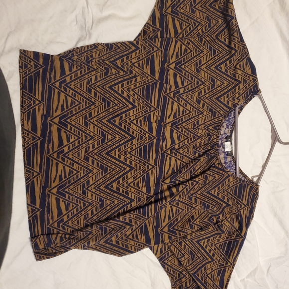 Aztec blouse - Picture 1 of 2